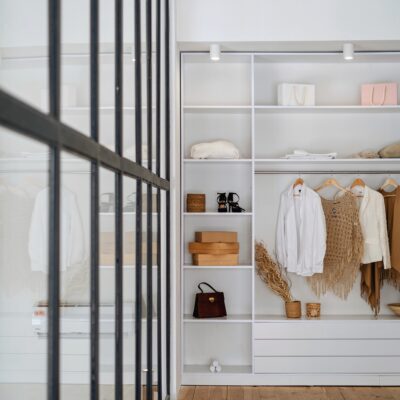 The Stress Free Way To Declutter Your Closet