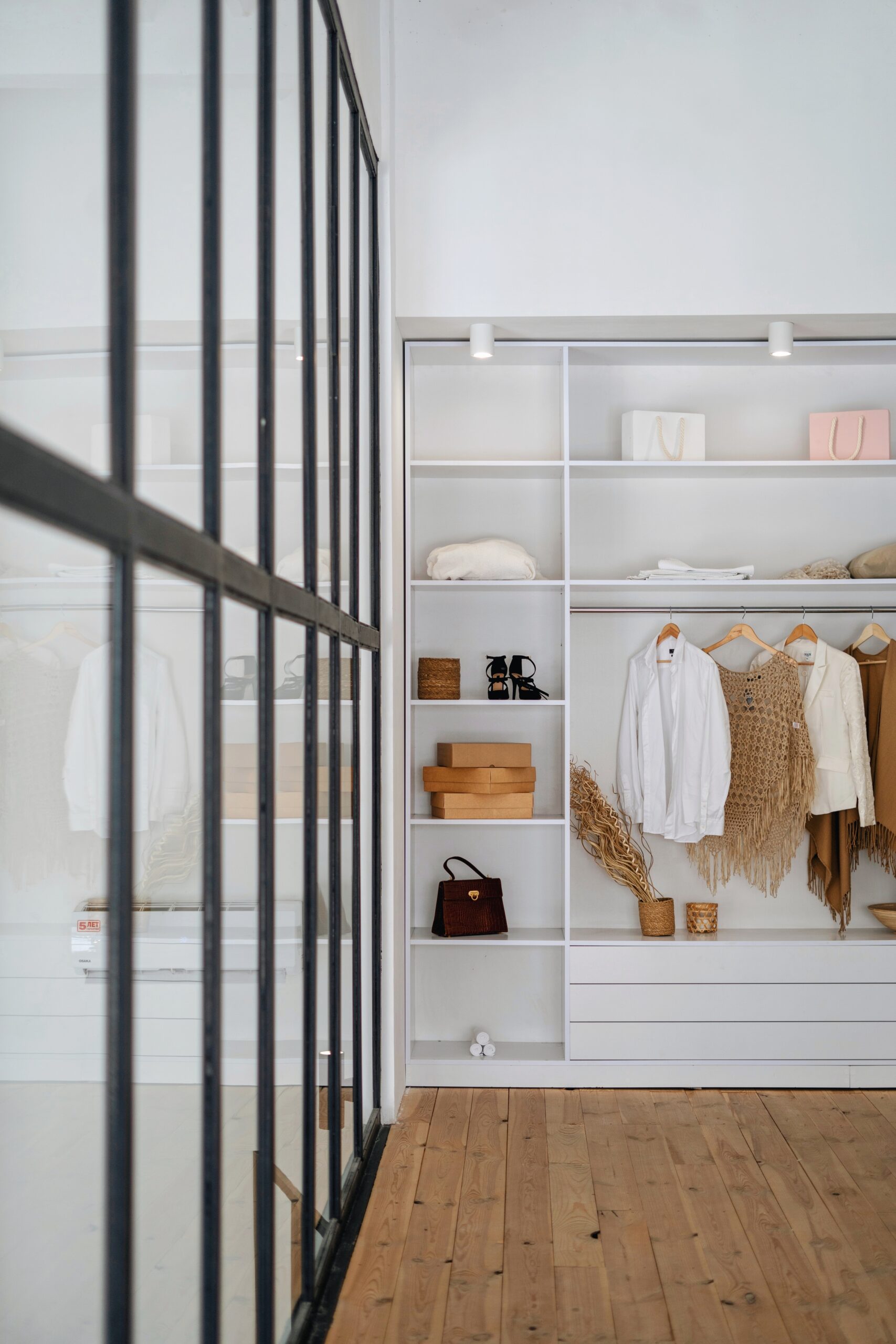 The Stress Free Way To Declutter Your Closet